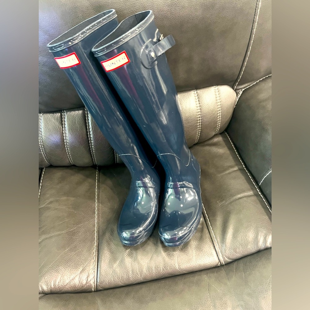 This are new never wore them . Size 8